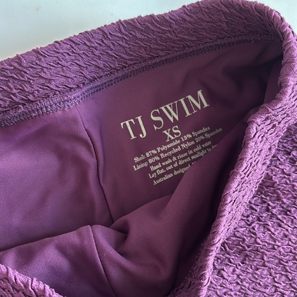 TJ Swim Purple Textured Bikini Set with High-Waisted Shorts size XS Only wore - Picture 7 of 8
